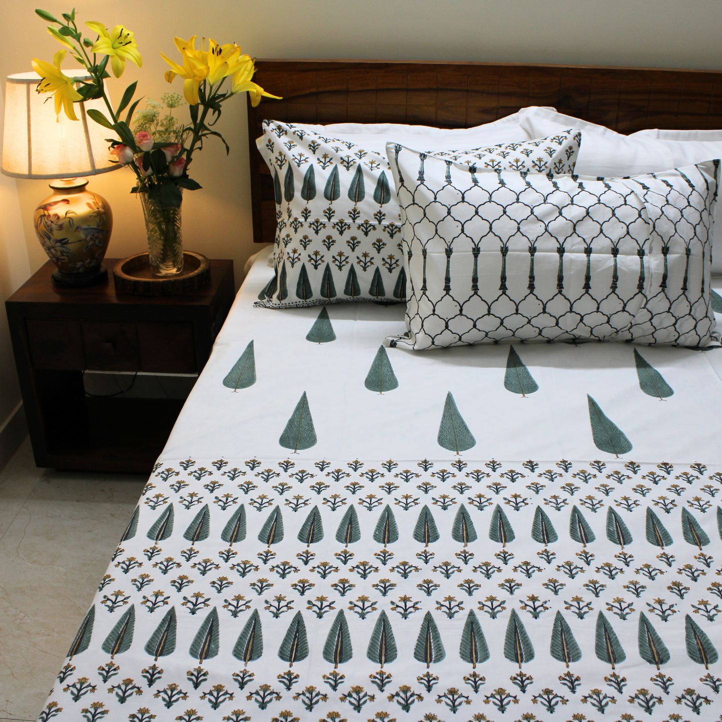 Bedsheet | Cotton Handblock Blooming Garden | Set of 3 Pc
