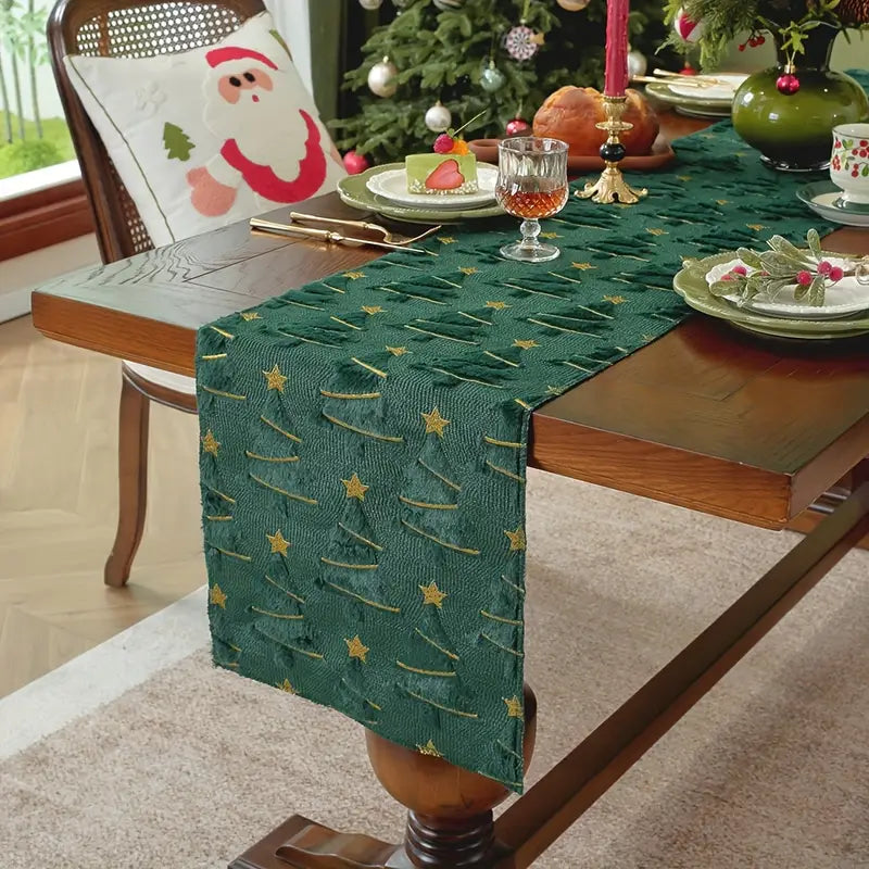 Green Clover Christmas Table Runner - Embroidered Festive Decor