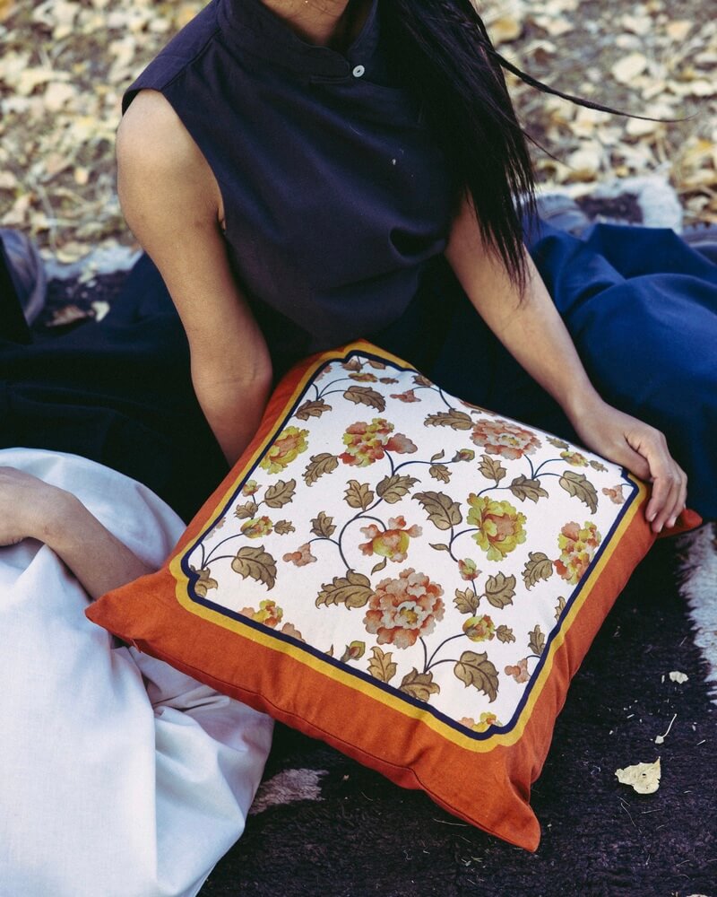 Metok | Flower Cushion Cover