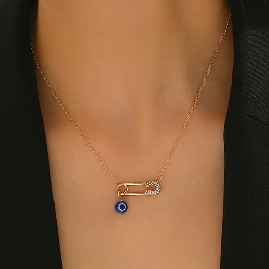 18K Gold Geometric Rhinestone Pendant Necklace