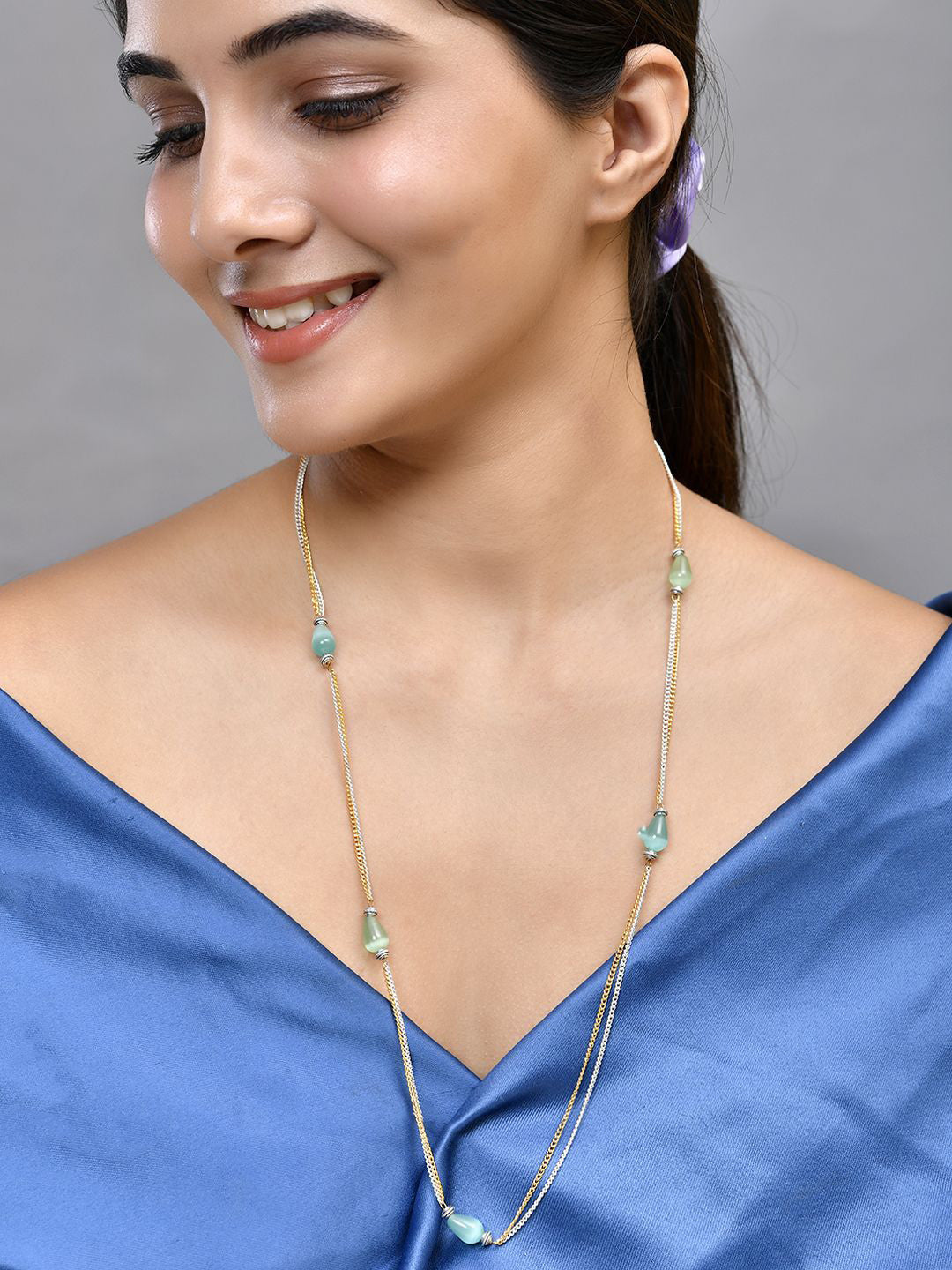 Artificial Beads Necklace – Silver-plated Brass – Green Link Design – 35cm