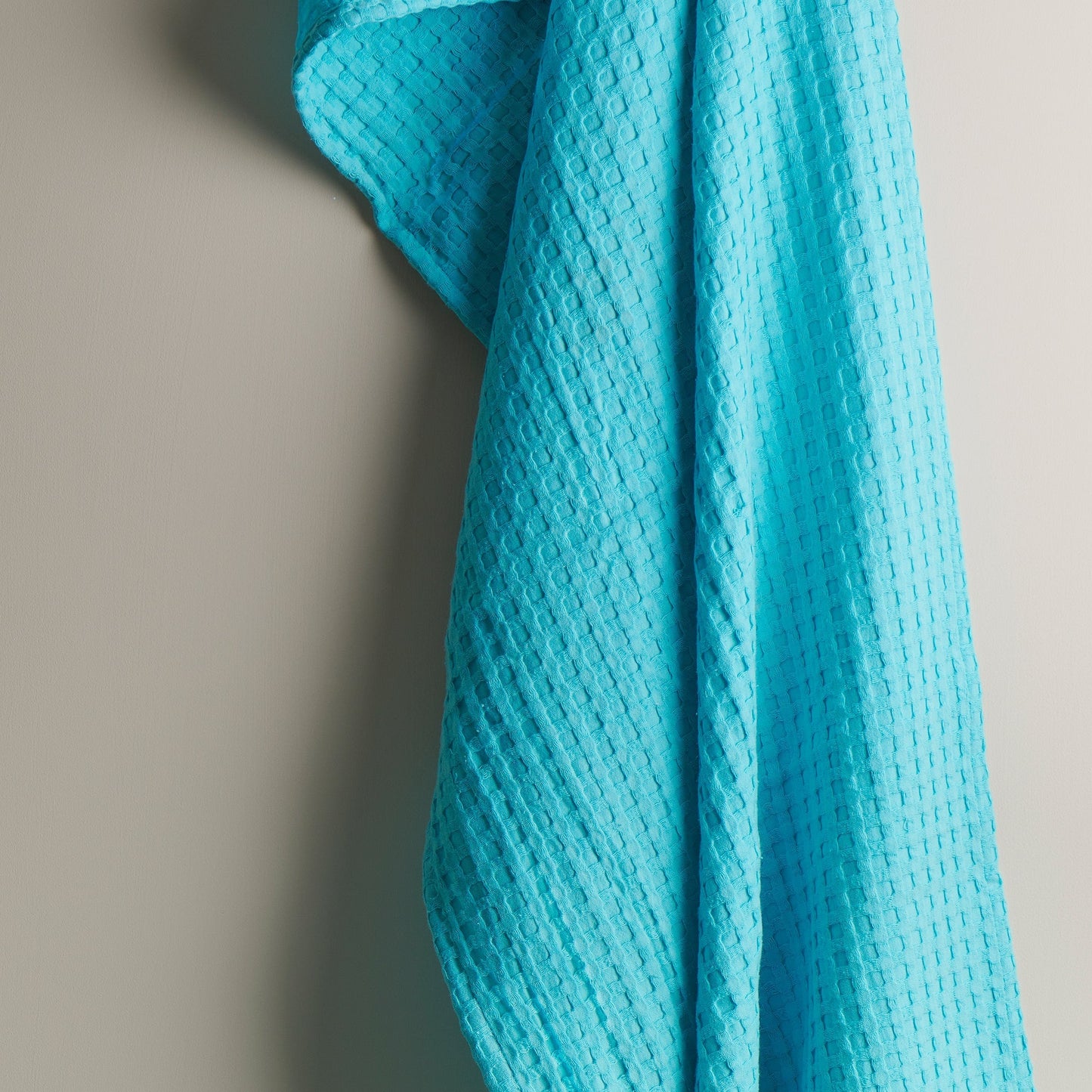 Cotton Waffle Bath Towel - Absorbent, Quick Dry, Lightweight, Durable