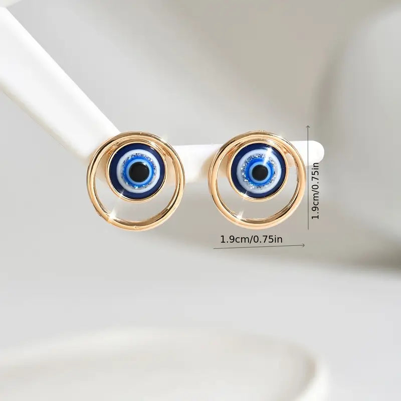 Minimalist Stud Earrings: Modern Fashion Jewelry