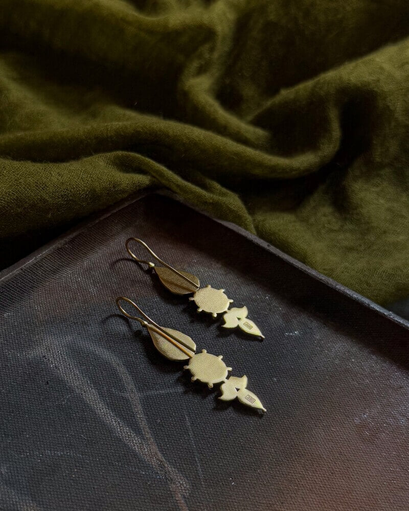 Na-gyen Akor | Akor Earrings – Gold