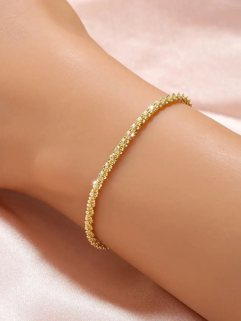 Elegant Snowflake Chain Bracelet – 18K Gold Plated Copper Jewelry for Women