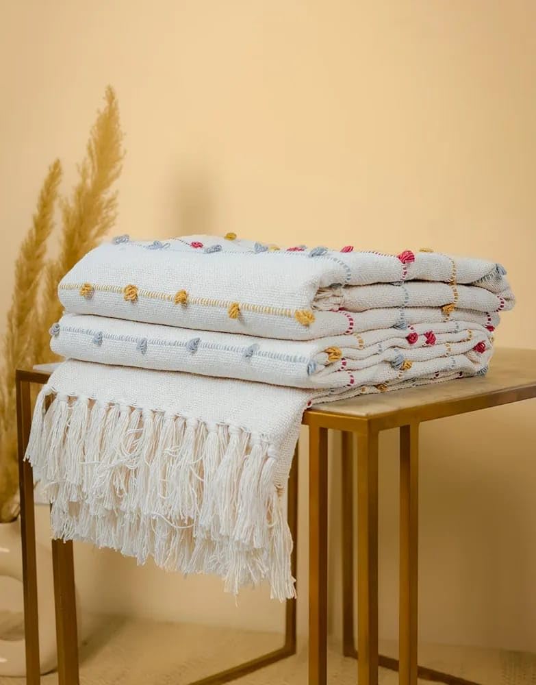 Cotton Throw Blanket – Modern Accent – Tufted Dots & Tassels – 132x183 cm