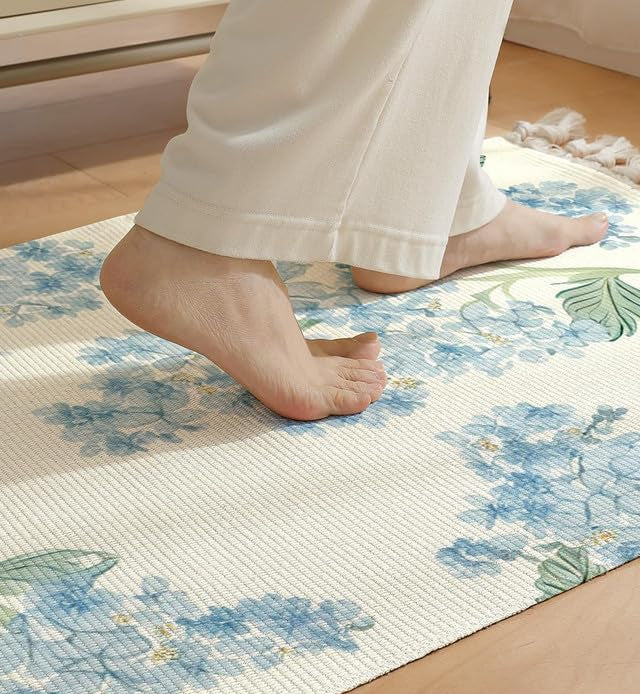 Bedside Runner Rug – Hand Woven Cotton – Washable Printed Floral – 2x5 Feet