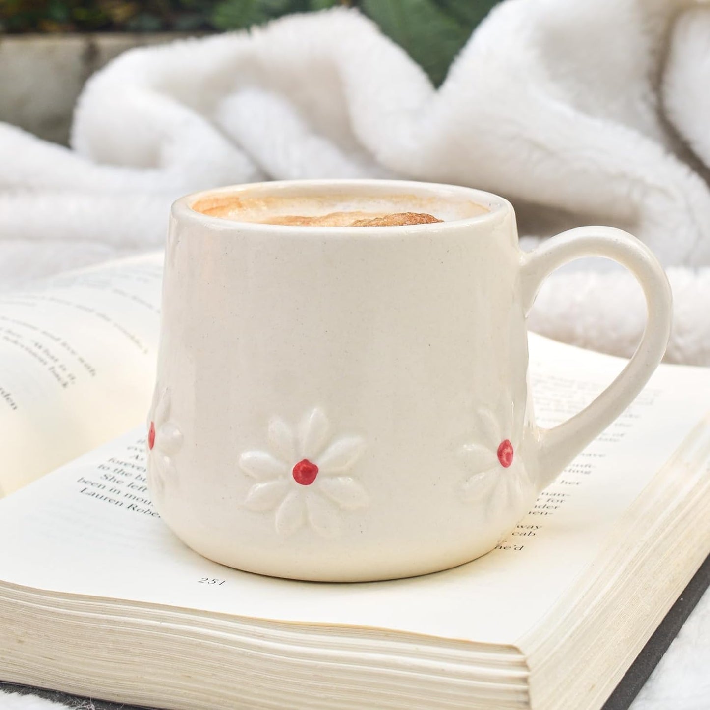 Ceramic Mug White Lily – Handcrafted Beverage Mug – Sustainable Clay – 240 ML