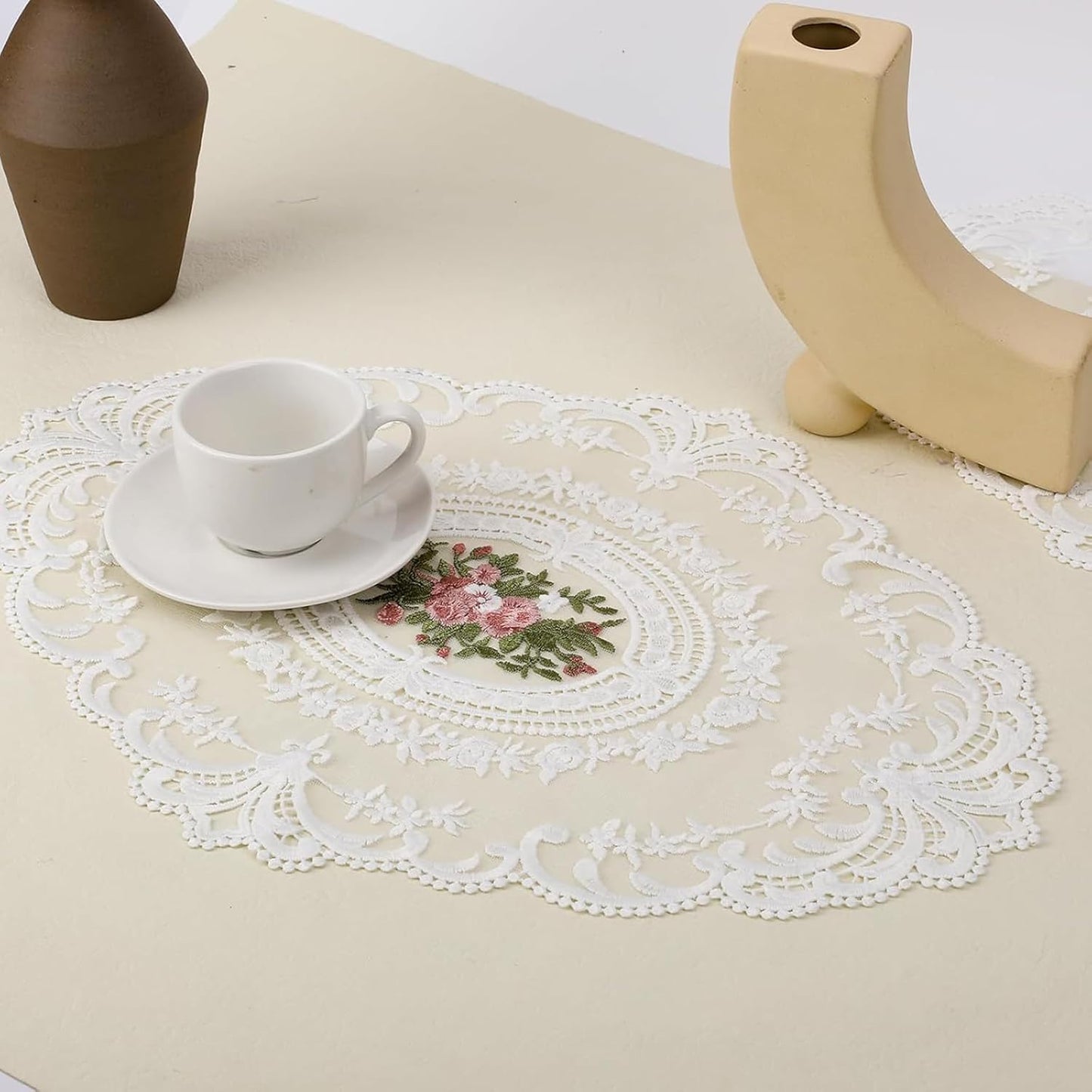 Round Table Mats – Vintage Lace Cotton – 2 Pcs Set