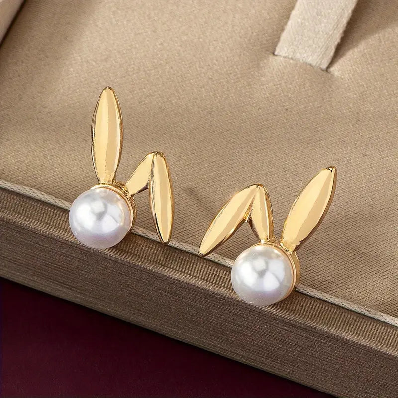 Pearl Stud Earrings - Rabbit Design Retro Modern Jewelry