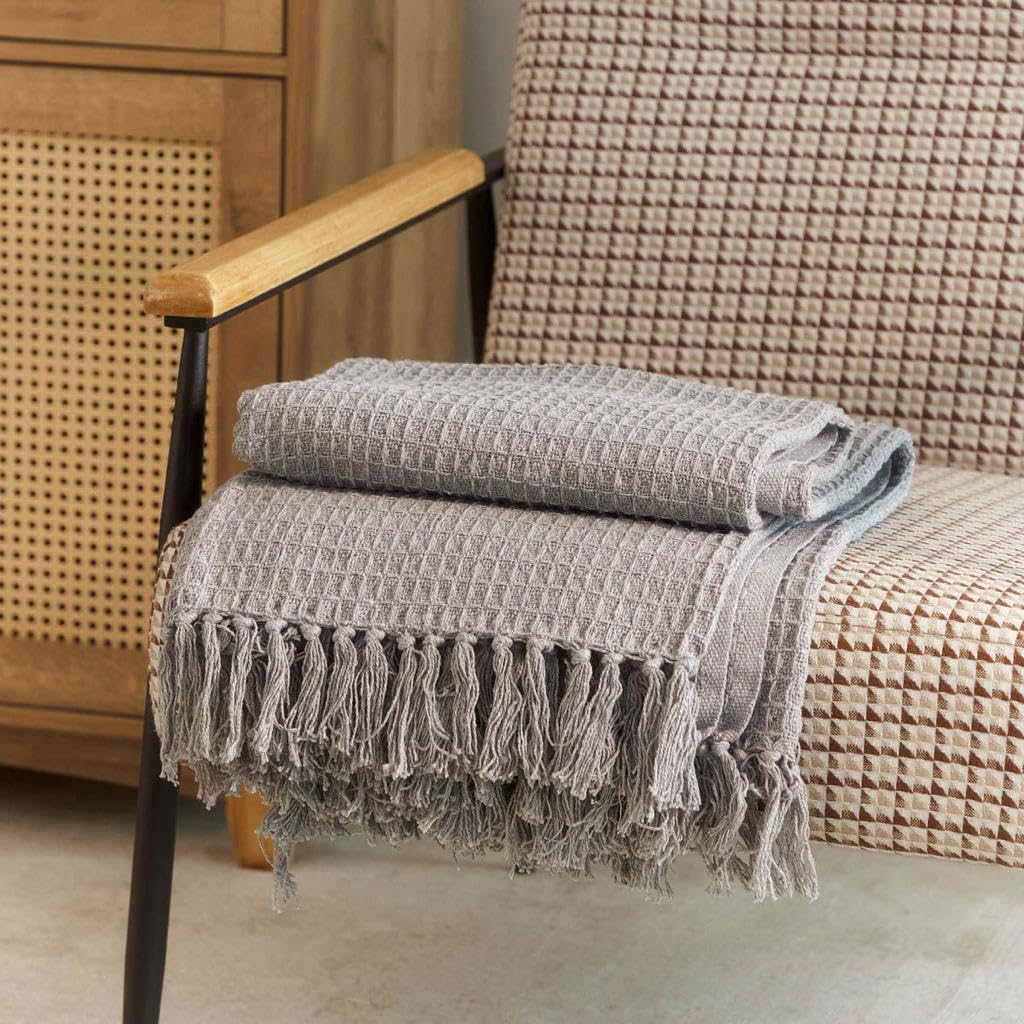 Waffle Knit Throw Blanket – Home Decor Textile – Cotton Tassel Design – 127x152 cm