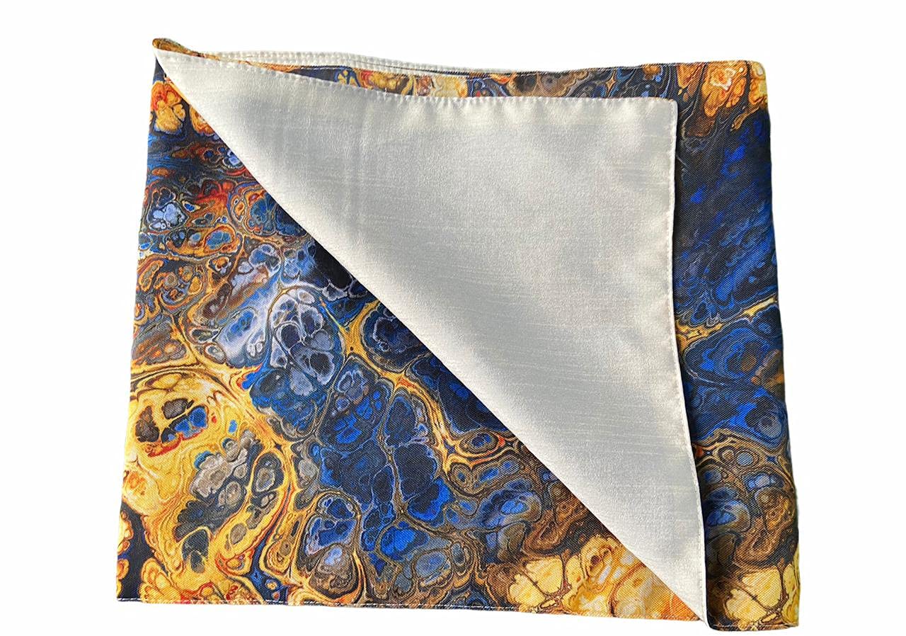 Table Runner – Digital Print Cotton Feel – Clover Design – 13x72 Inch