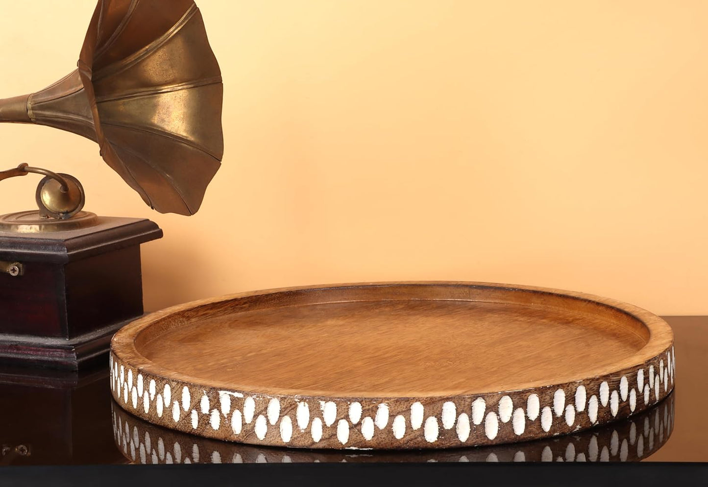 Wooden Round Serving Tray – Decorative Platter – Hand-Carved Wood – 11-Inch Diameter