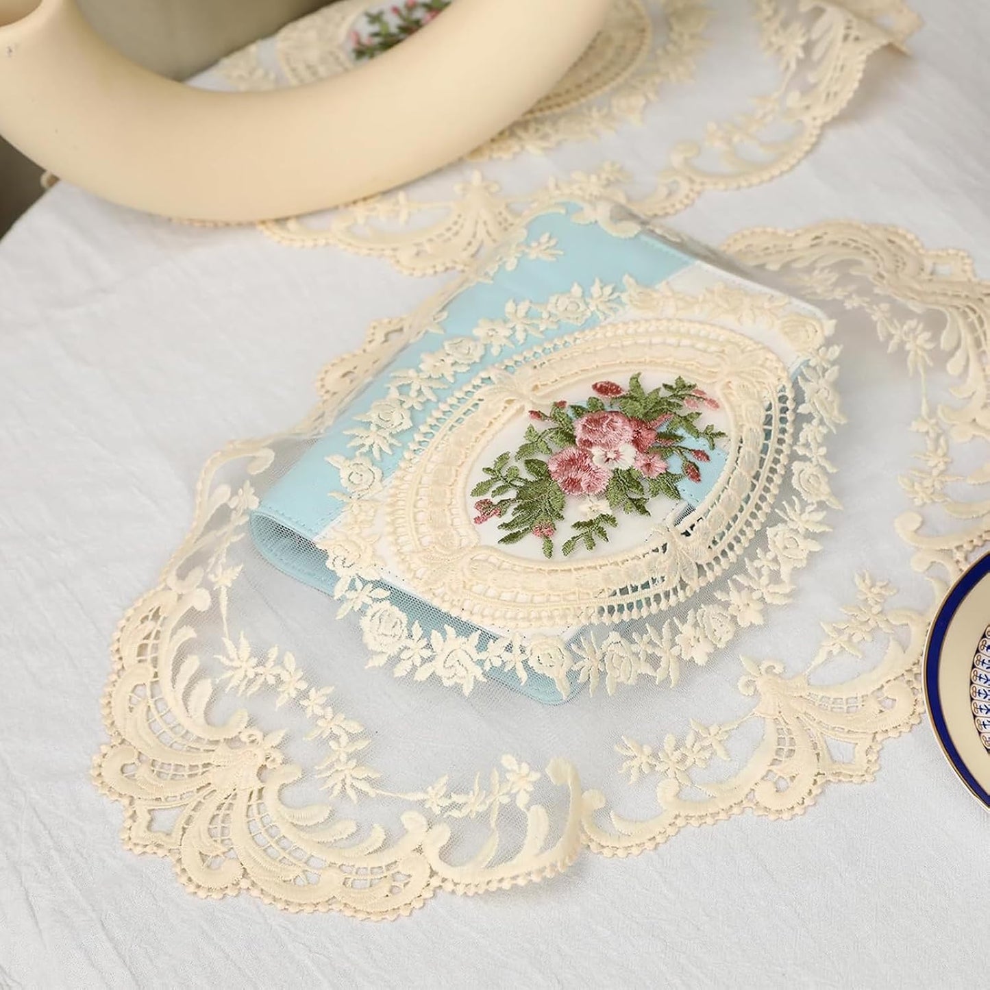 Table Mats – Embroidered Vintage Lace Cotton – 2 Pcs (42x30cm)