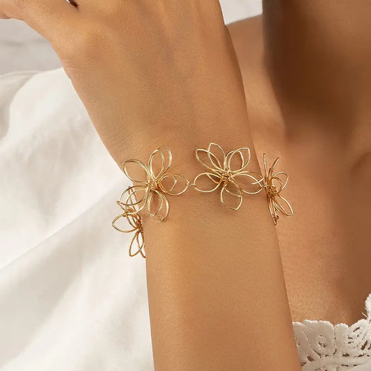 Boho Flower Bracelet - Hollow Chain Hand Jewelry
