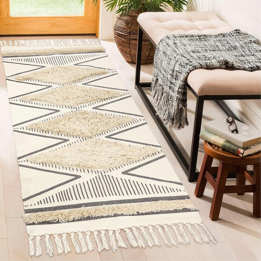 Hand Woven Cotton Runner Rug – Natural Fiber – 2x5 ft (60x152 cm) – White Triangle