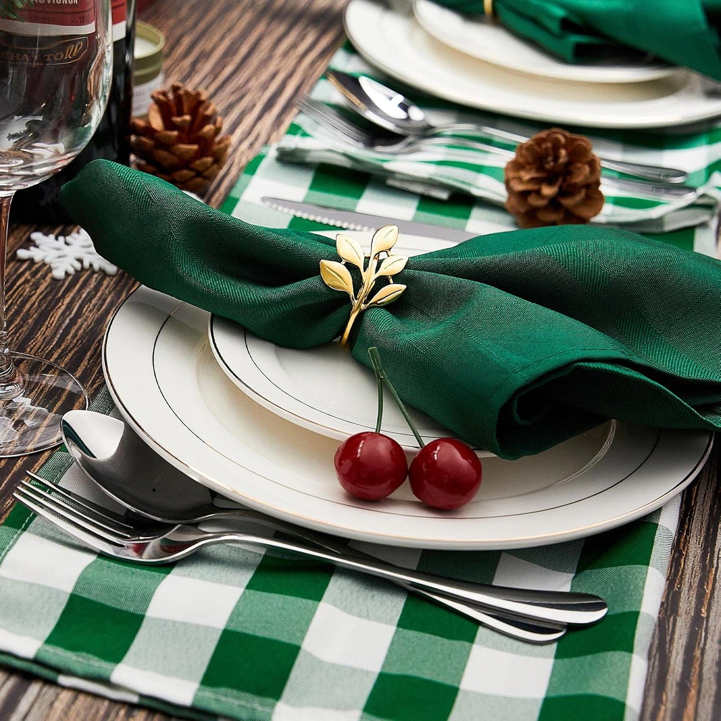 Golden Leaf Napkin Rings – Tabletop Accessory – Durable Golden Metal – Set of 6