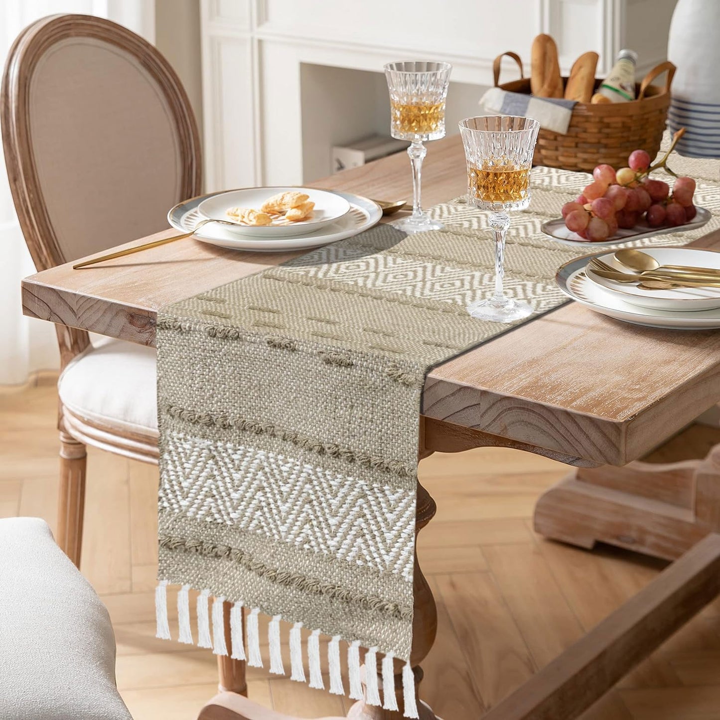 Table Runner – Woven Cotton Jute Blend, Beige/White Zig Zag – 13x74 Inch
