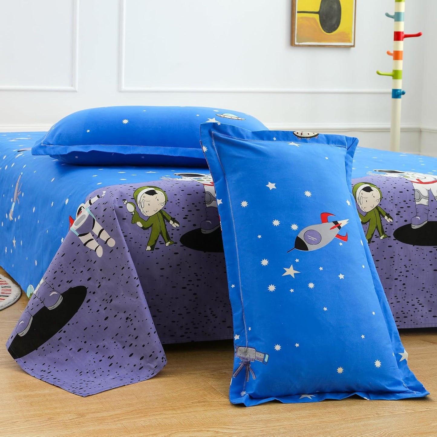 Kids Double Bedsheet Set - Cosmic Adventure Design - 180 TC Cotton Blend, Double (225x250cm)