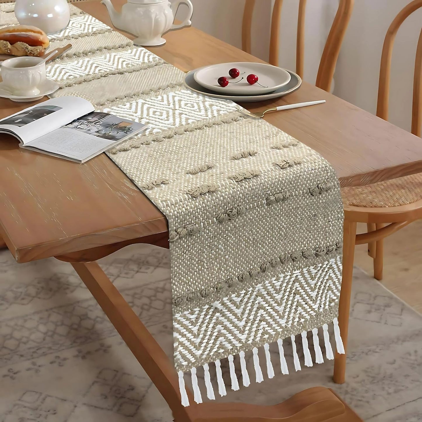 Table Runner – Woven Cotton Jute Blend, Beige/White Zig Zag – 13x74 Inch