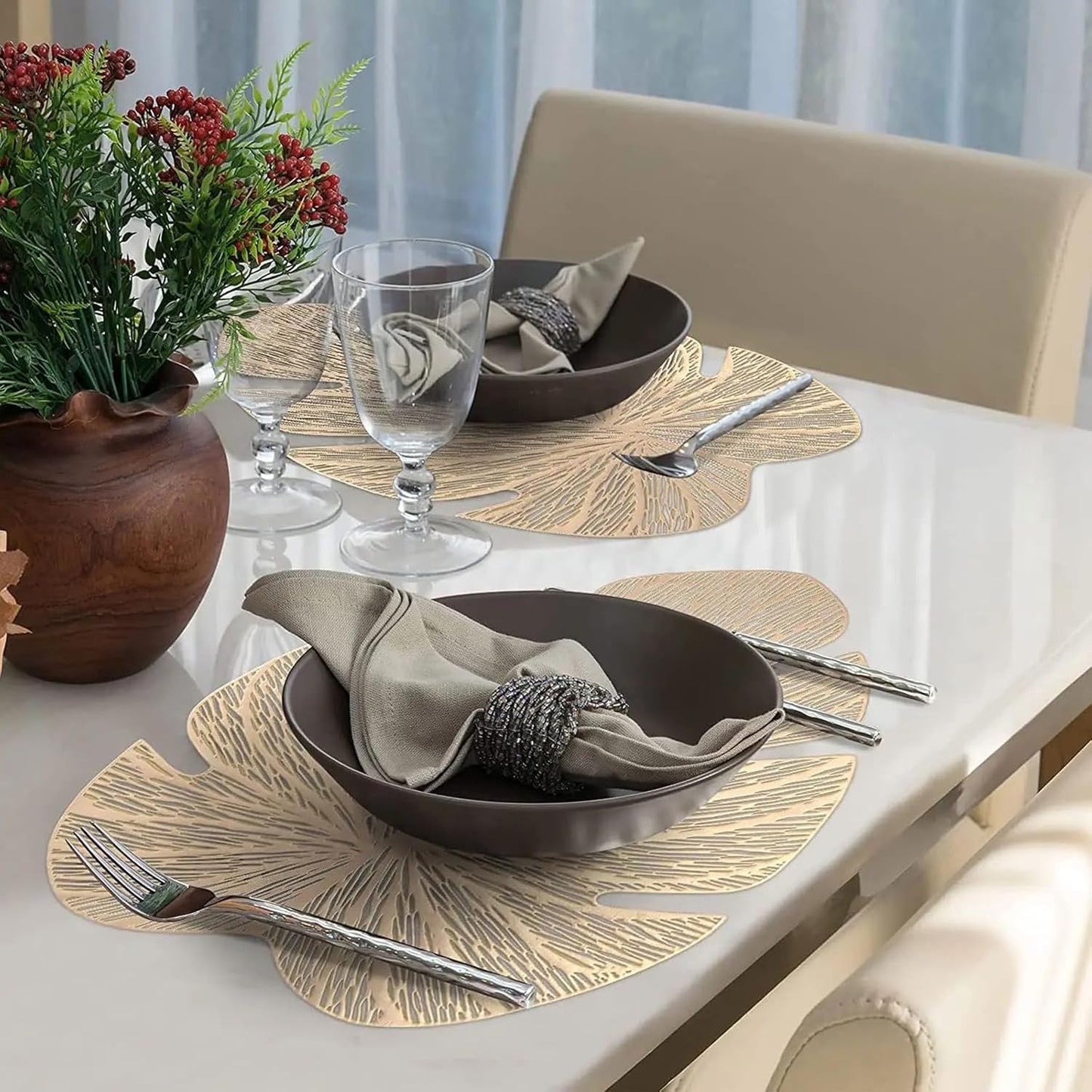 Table Placemats – PVC Leaf Design – Heat Resistant, 45x36cm, Pack of 6