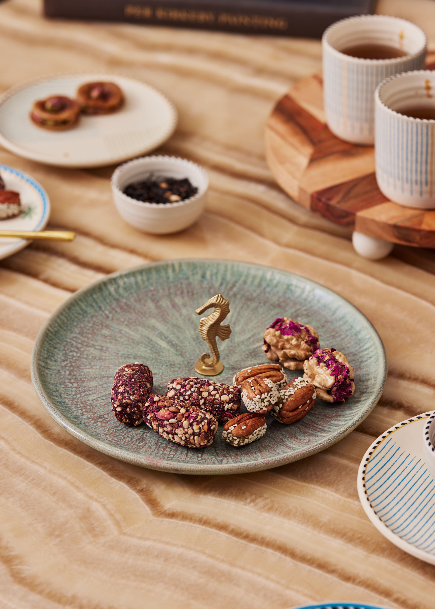 Brass & Ceramic Serving Tray With Brass Sea Horse - 24x24x2.5 cm