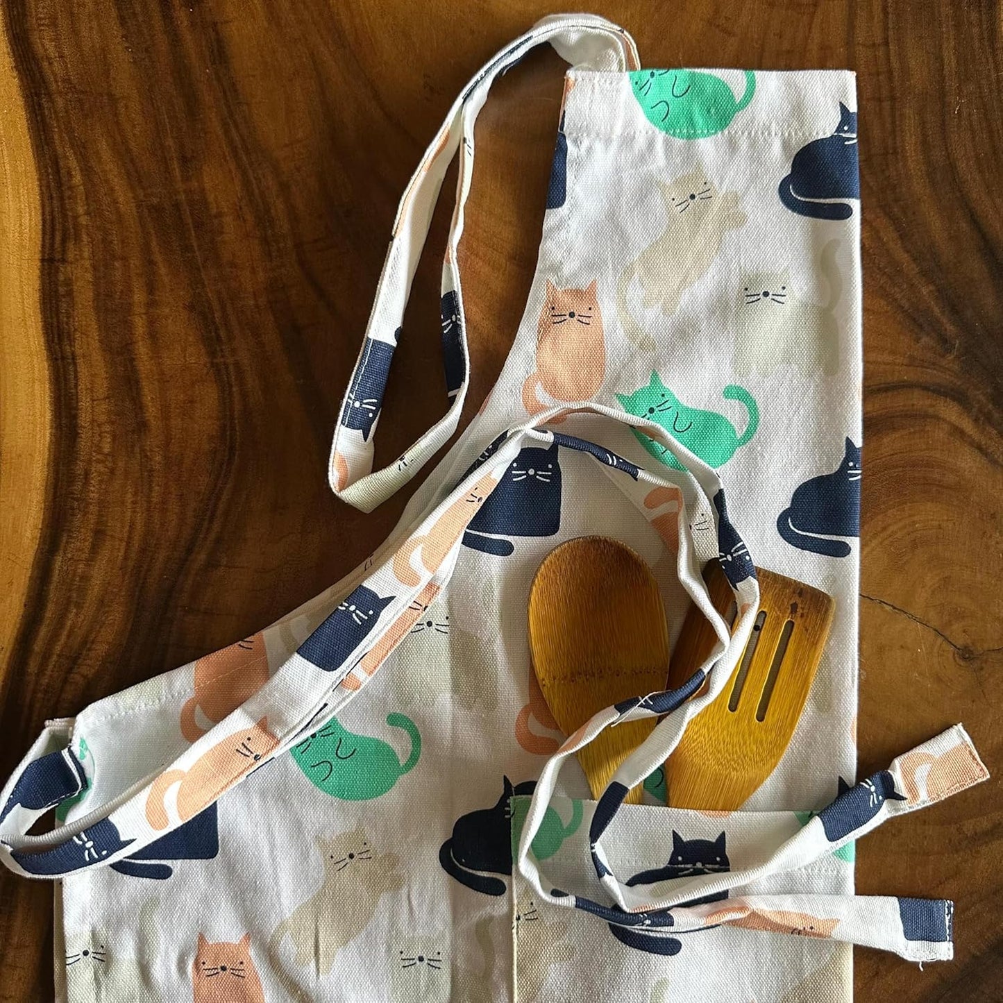 Cat Print Kitchen Linen Set – 100% Cotton, Machine Washable – Apron, Oven Mitts, Pot Holders, 3-Piece