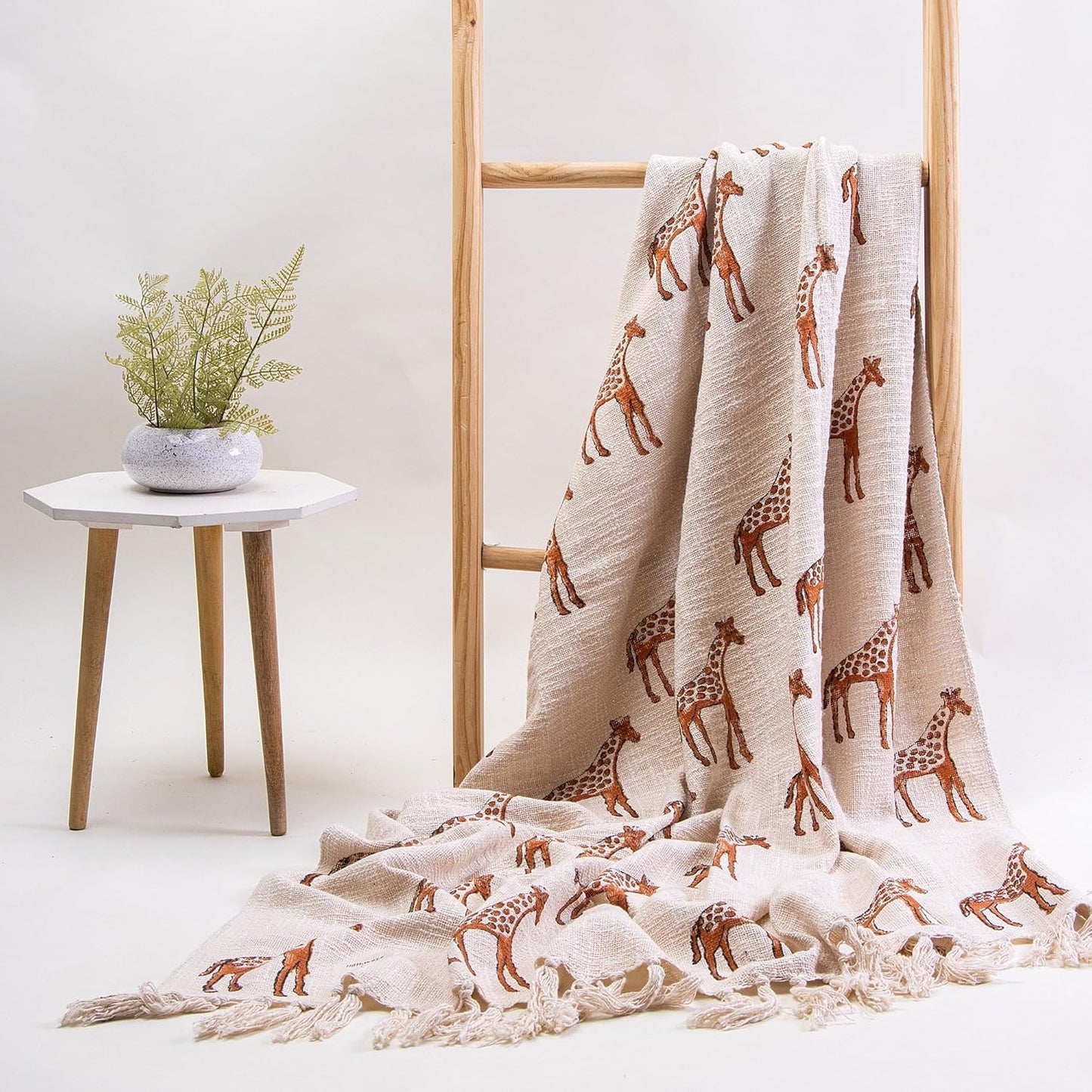 Giraffe Print Throw Blanket – 100% Cotton Sofa & Bed Cover – Tasseled – 50x70 Inch