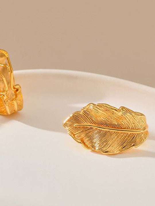Fashion-Forward Earwear – Stud Earrings – Multicolour Design – Individual Pairs