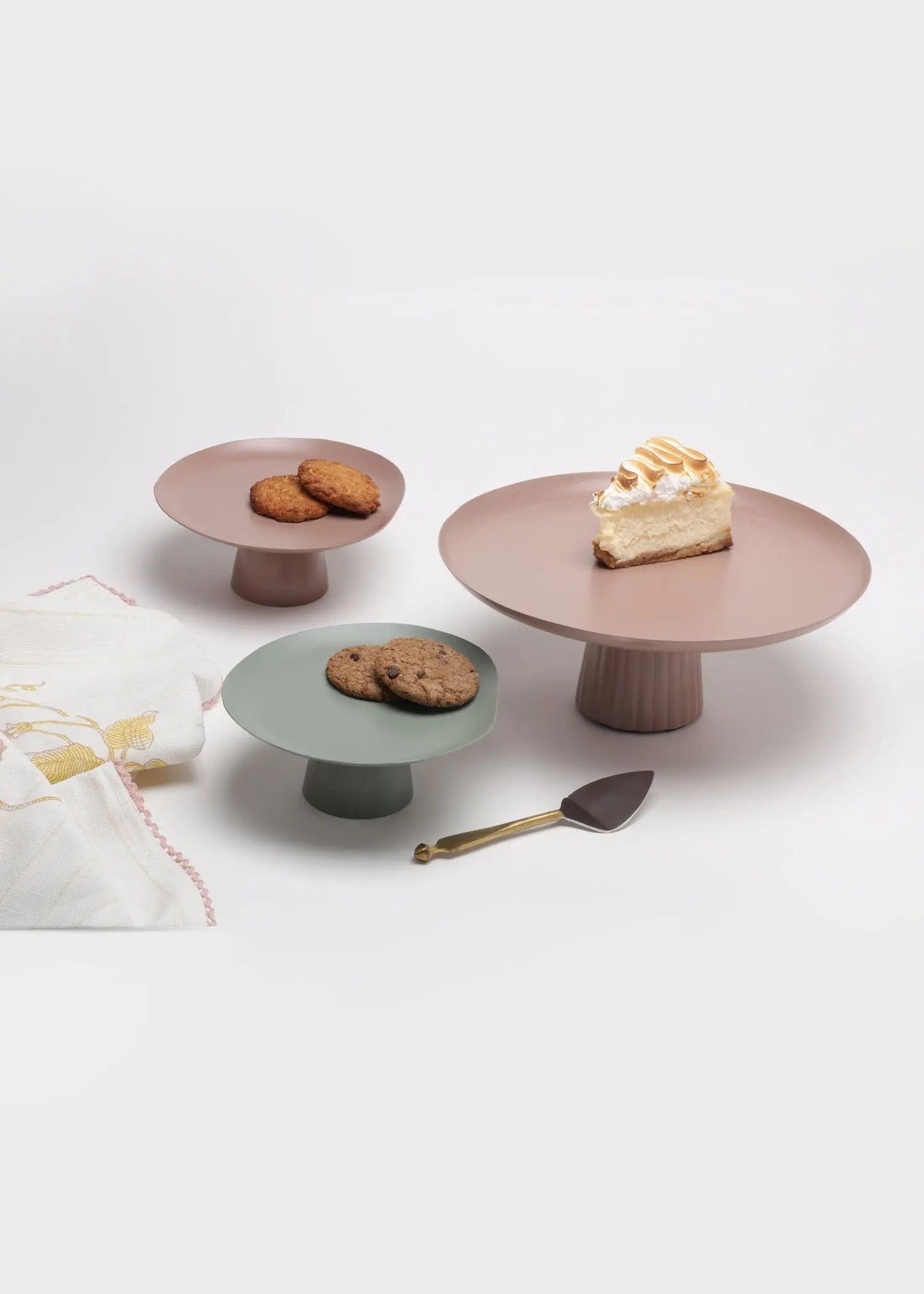 Avisa Cake Stand-Dusty Pink