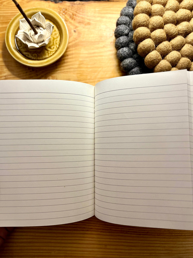 SINGYE | Snow Lion Notebook – A5 (ruled)