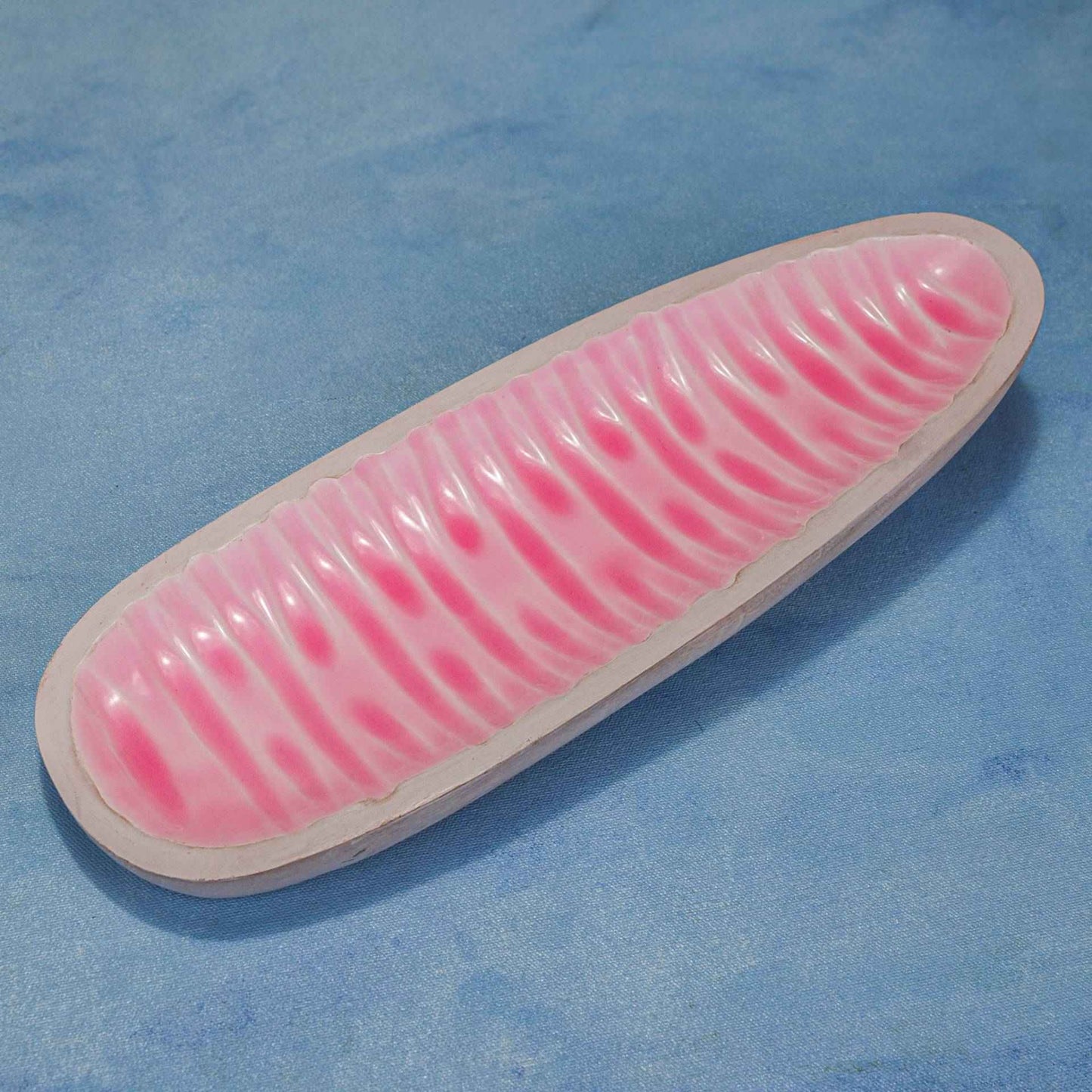 Pink & White Enamel Serving Platter – Handcrafted Acacia Wood – 41x15x3 cm