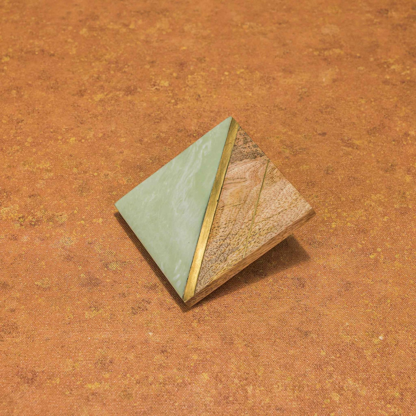Earth’s Edge Coaster Set – Mango Wood & Resin Drink Coasters – Gold Accent Design