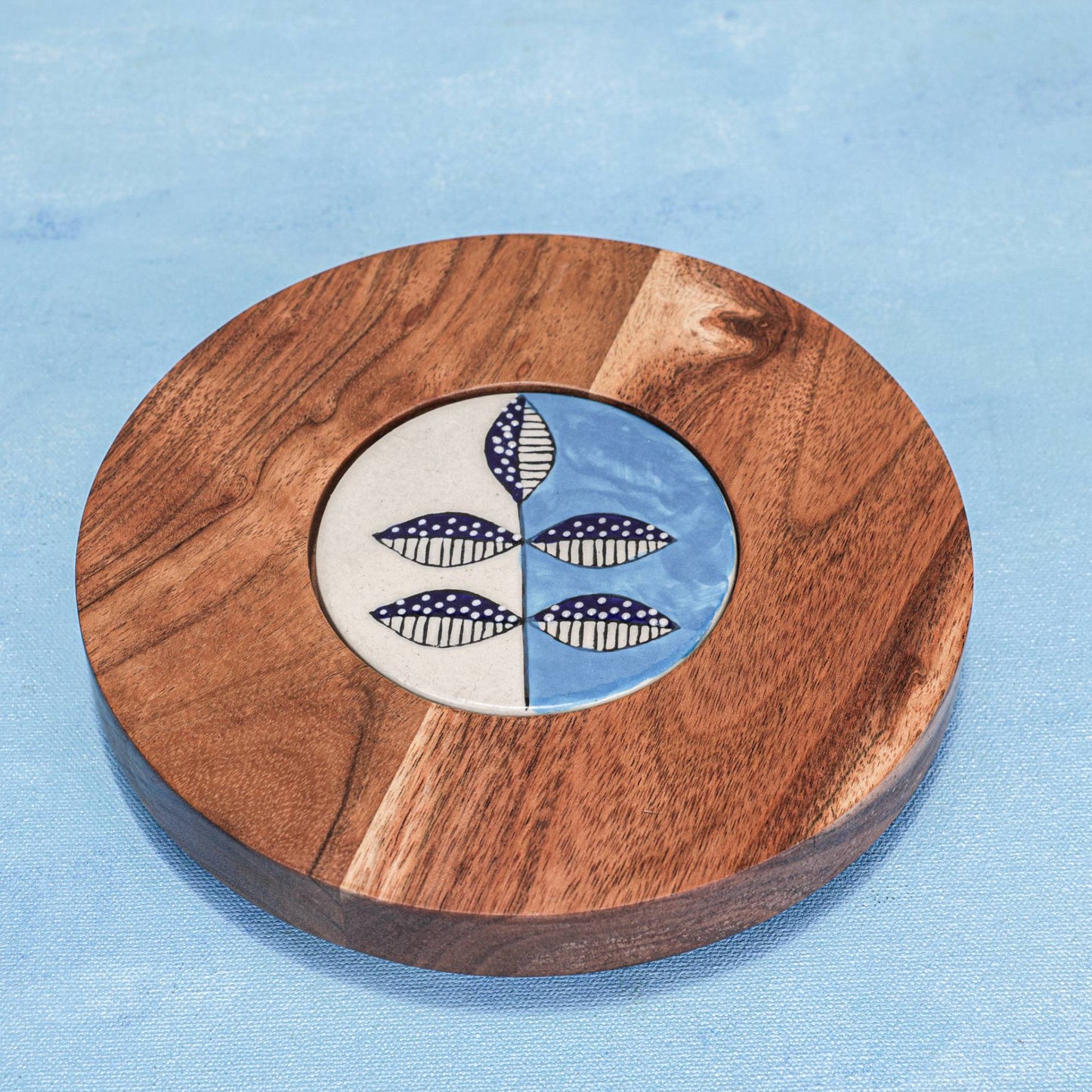 Rangoli Multipurpose Trivet – Tabletop Protector – Handcrafted Acacia Wood & Ceramic Inlay – 20x20x4 cm