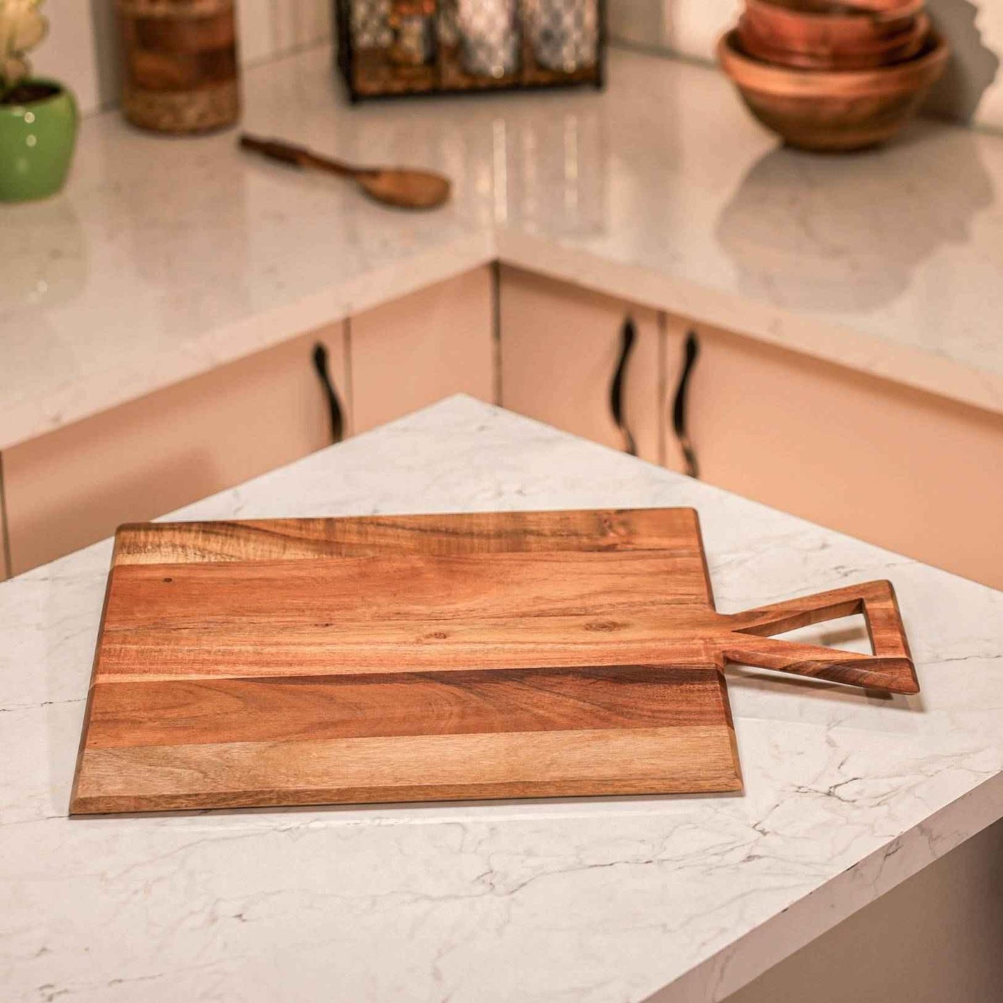Acacia Wood Chopping Board – Kitchen Prep Board – Triangular Handle Design – 56x36x1.5 cm