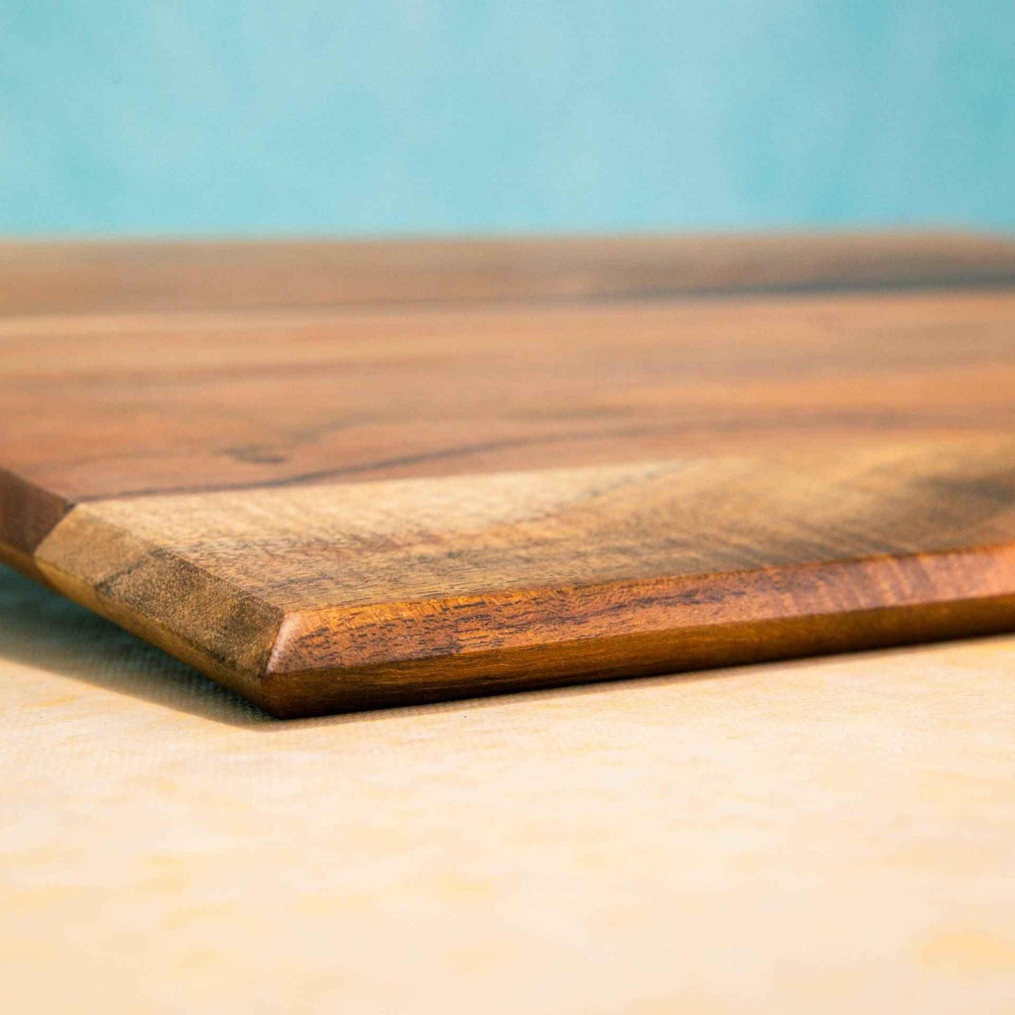 Acacia Wood Chopping Board – Kitchen Prep Board – Triangular Handle Design – 56x36x1.5 cm
