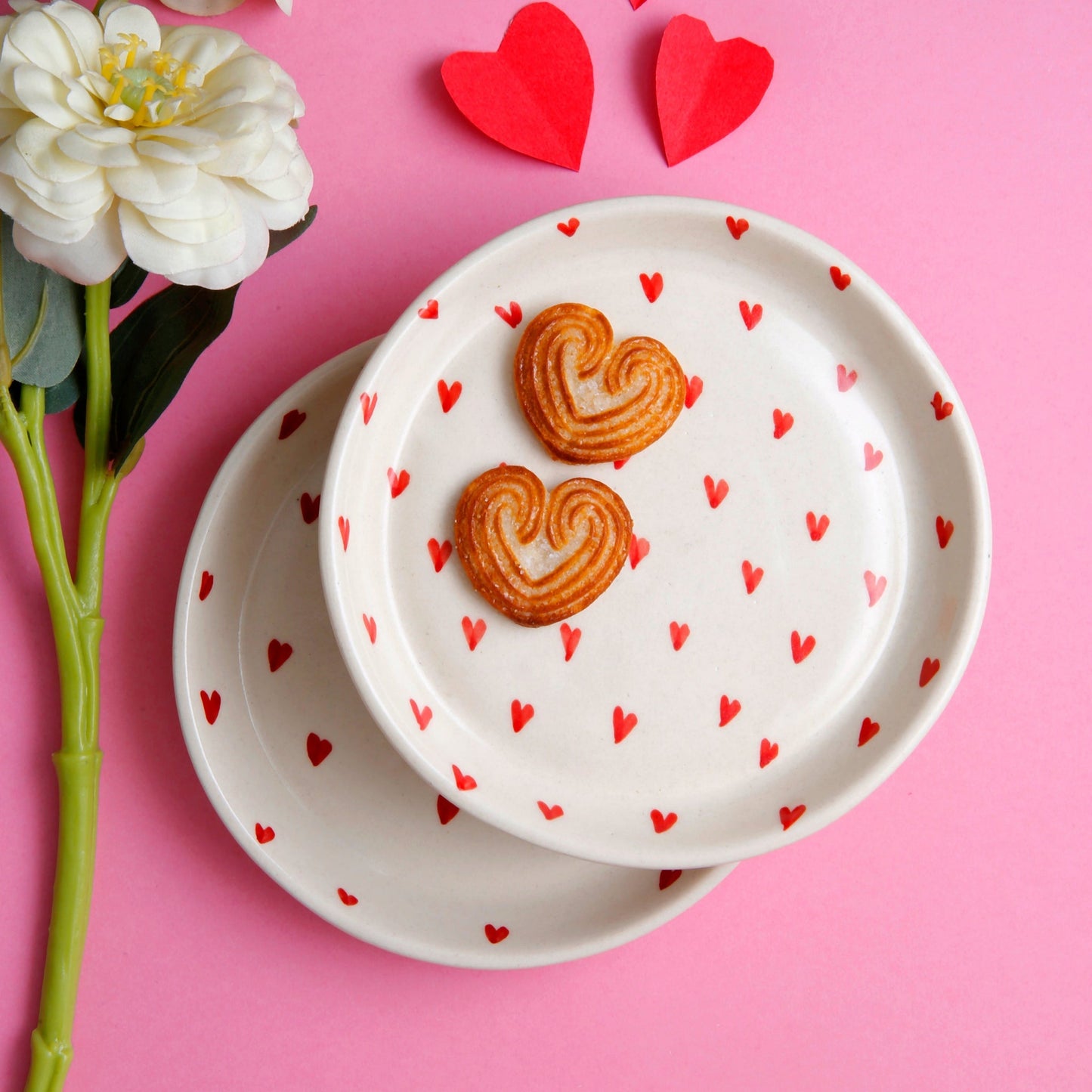 Red Heart Plate – 5 Inch Ceramic Dessert Plate – Microwave & Dishwasher Safe