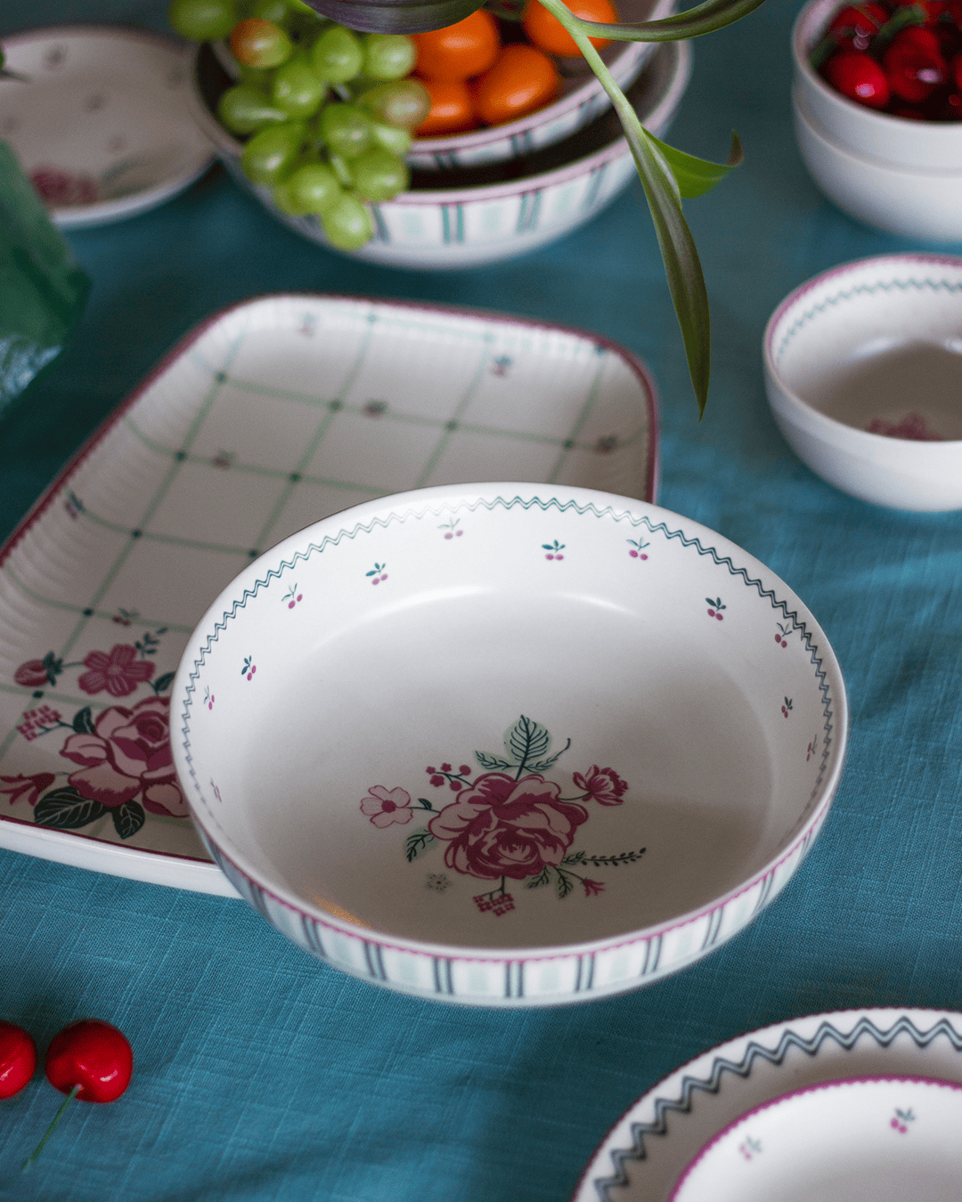 Bloomsberry Ceramic Pasta Bowl 18.5 cm
