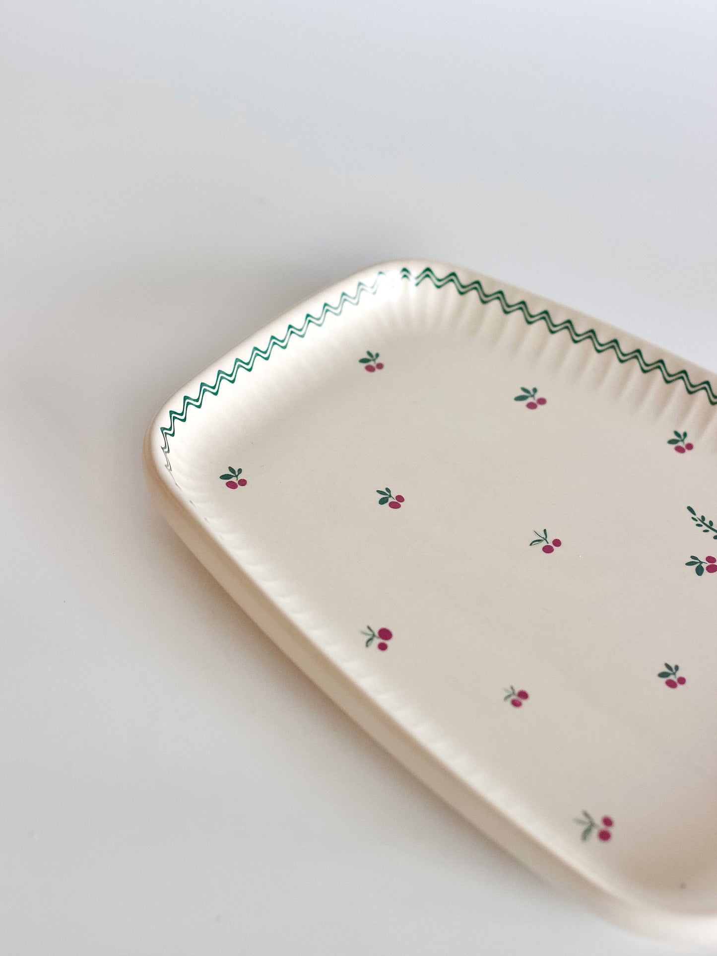Bloomsberry Ceramic Ravonna Platter