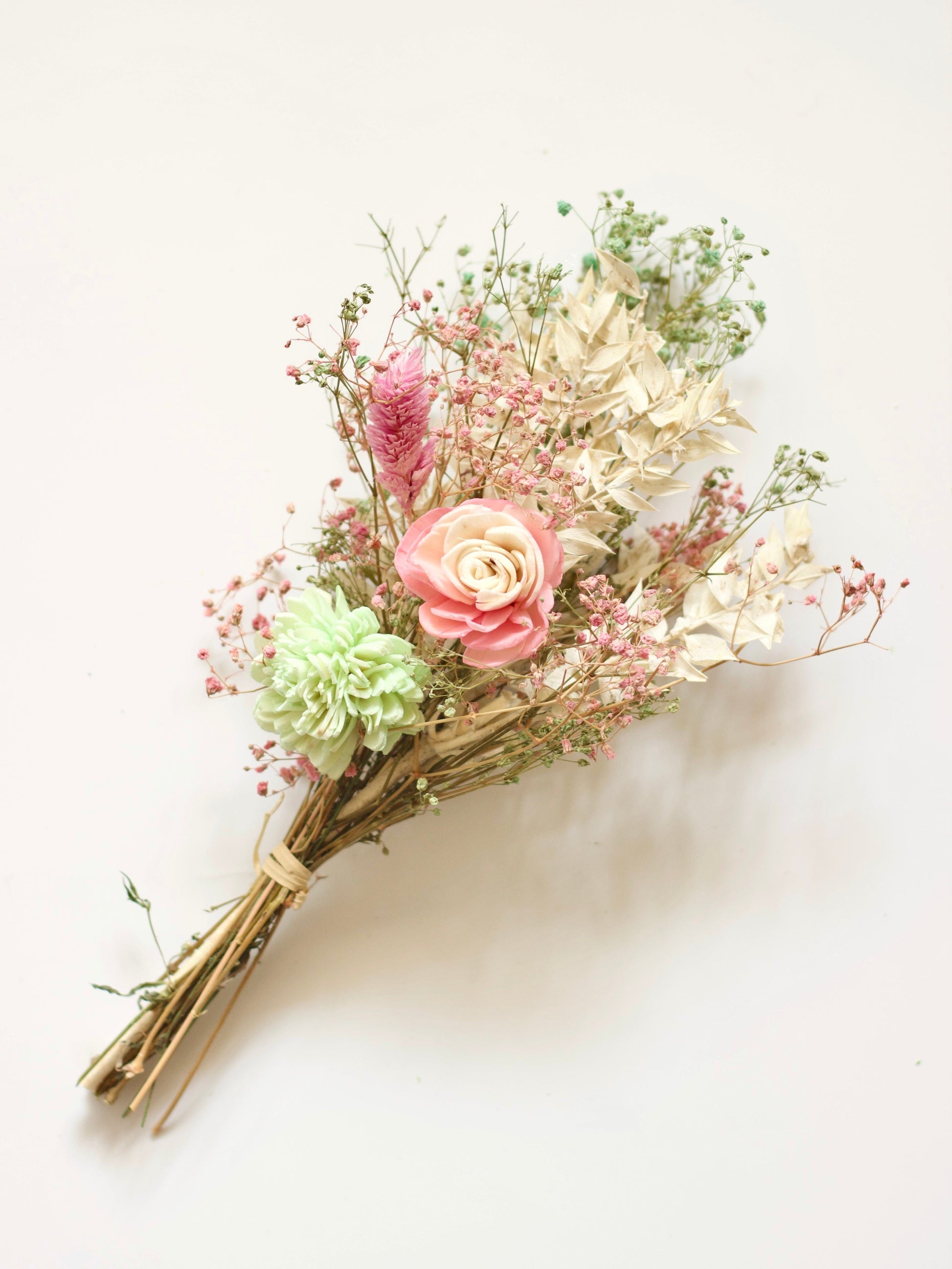 Dream Botanique Glass Vase with Botanical Flowers- Leaf Song