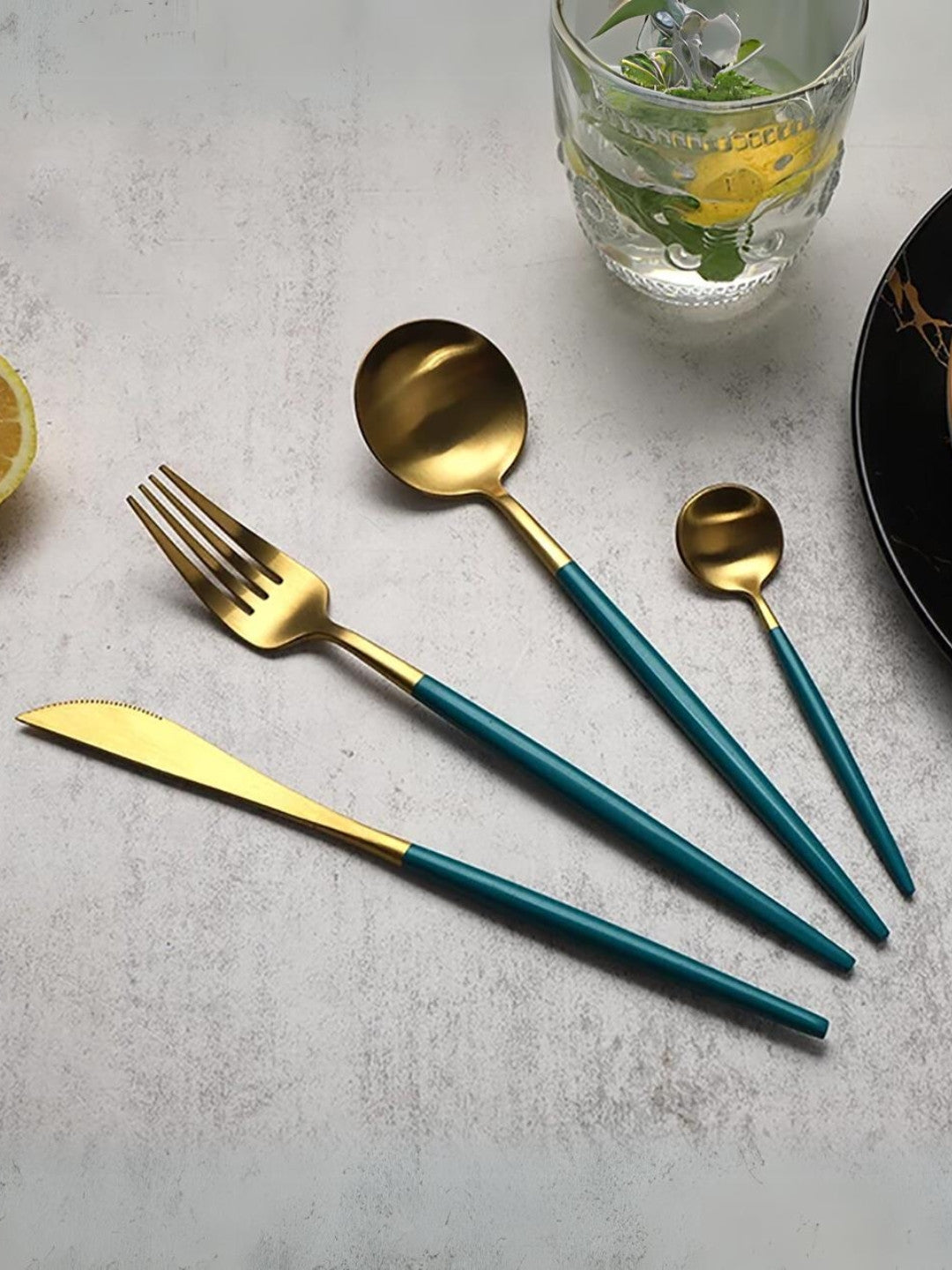 Green Stainless Steel Cutlery Set – 4-Piece Flatware – Solid Colour Finish – Place Setting