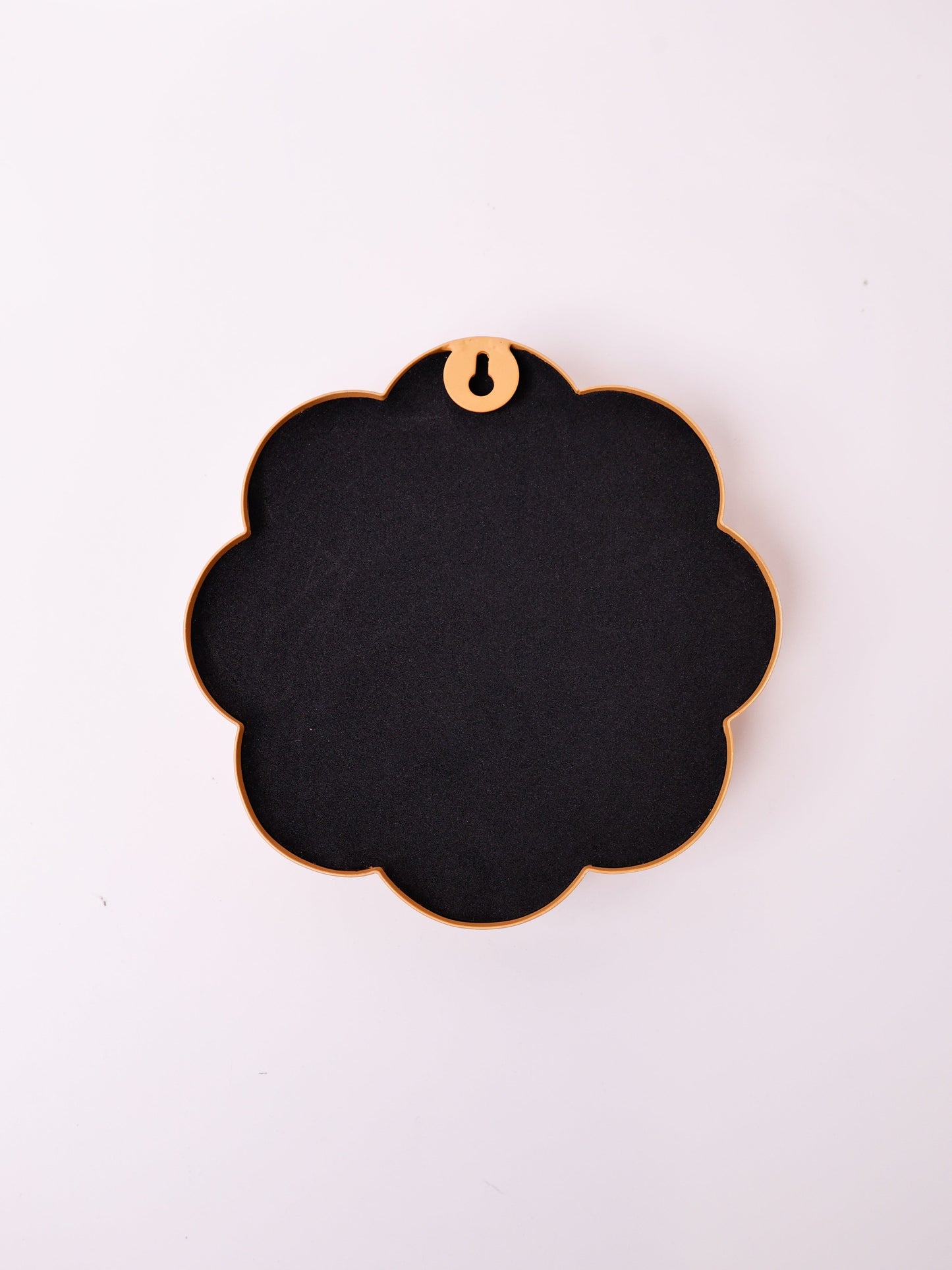 Ellie Metal Wall Plate