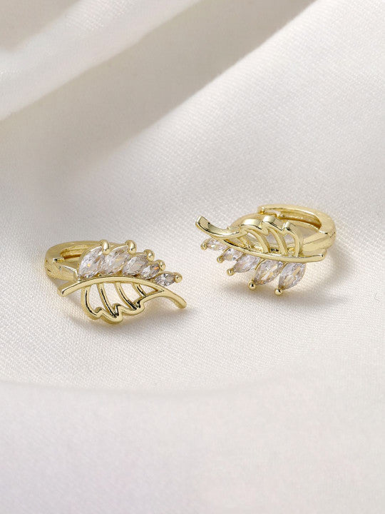 Elongated Leaf Design – Stud Earrings – Gold-Plated