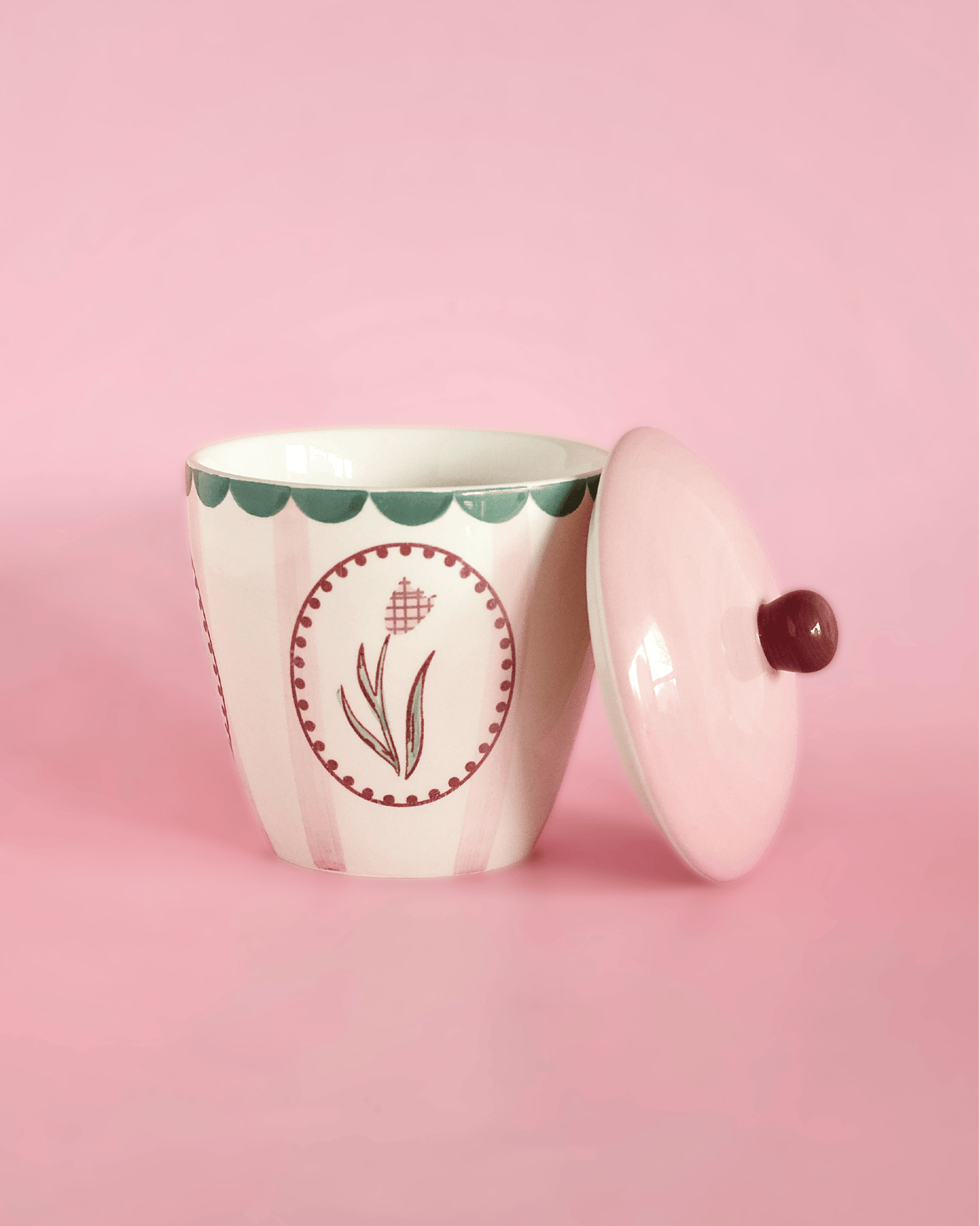 Skylark Handpainted Ceramic Coffee Mug With Lid 385 ml