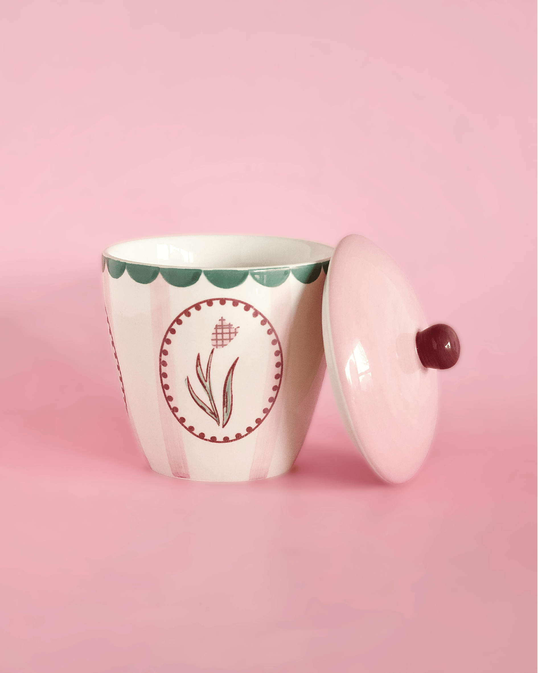 Skylark Handpainted Ceramic Coffee Mug With Lid 385 ml