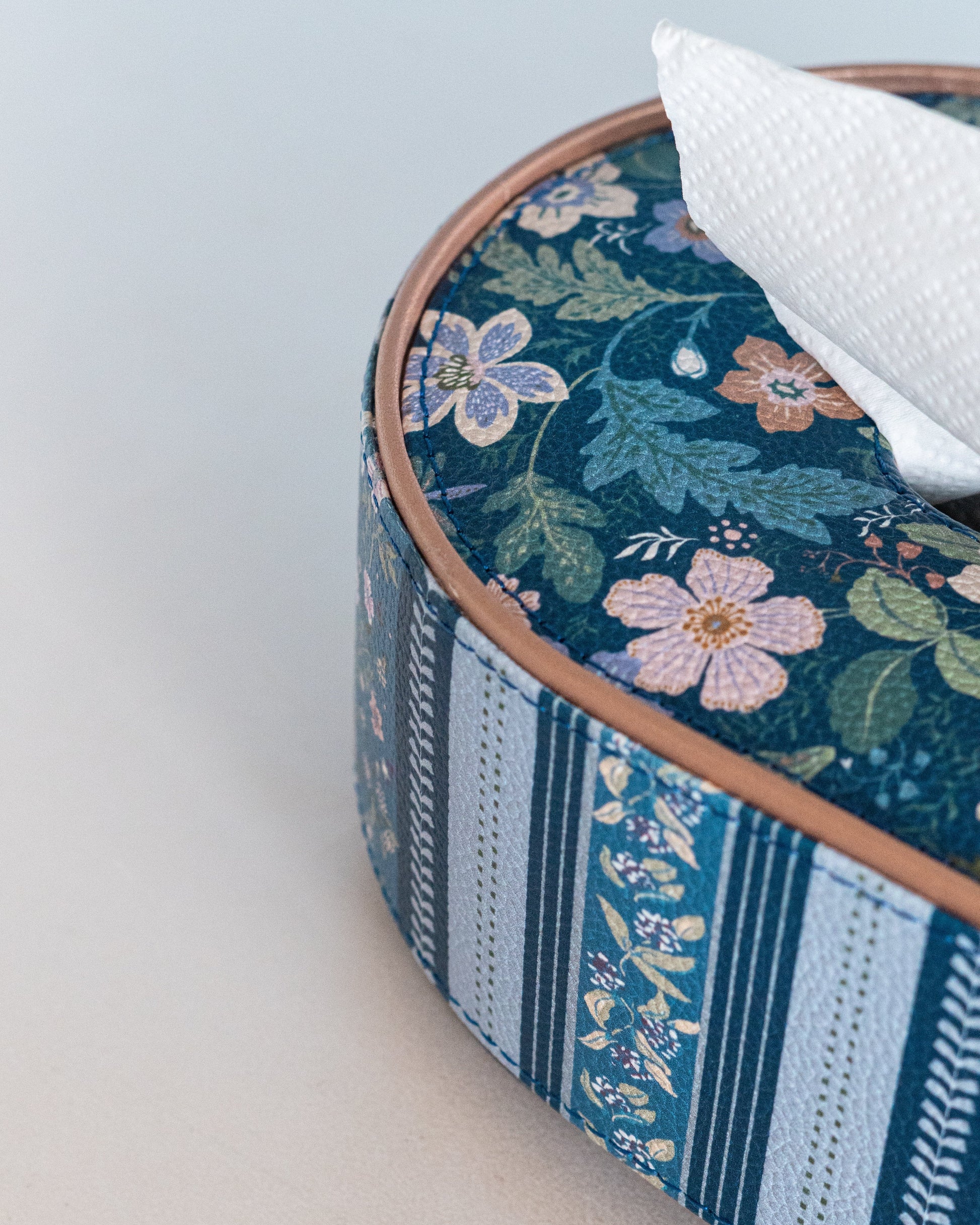 Storage Vegan Leather Tissue Holder
