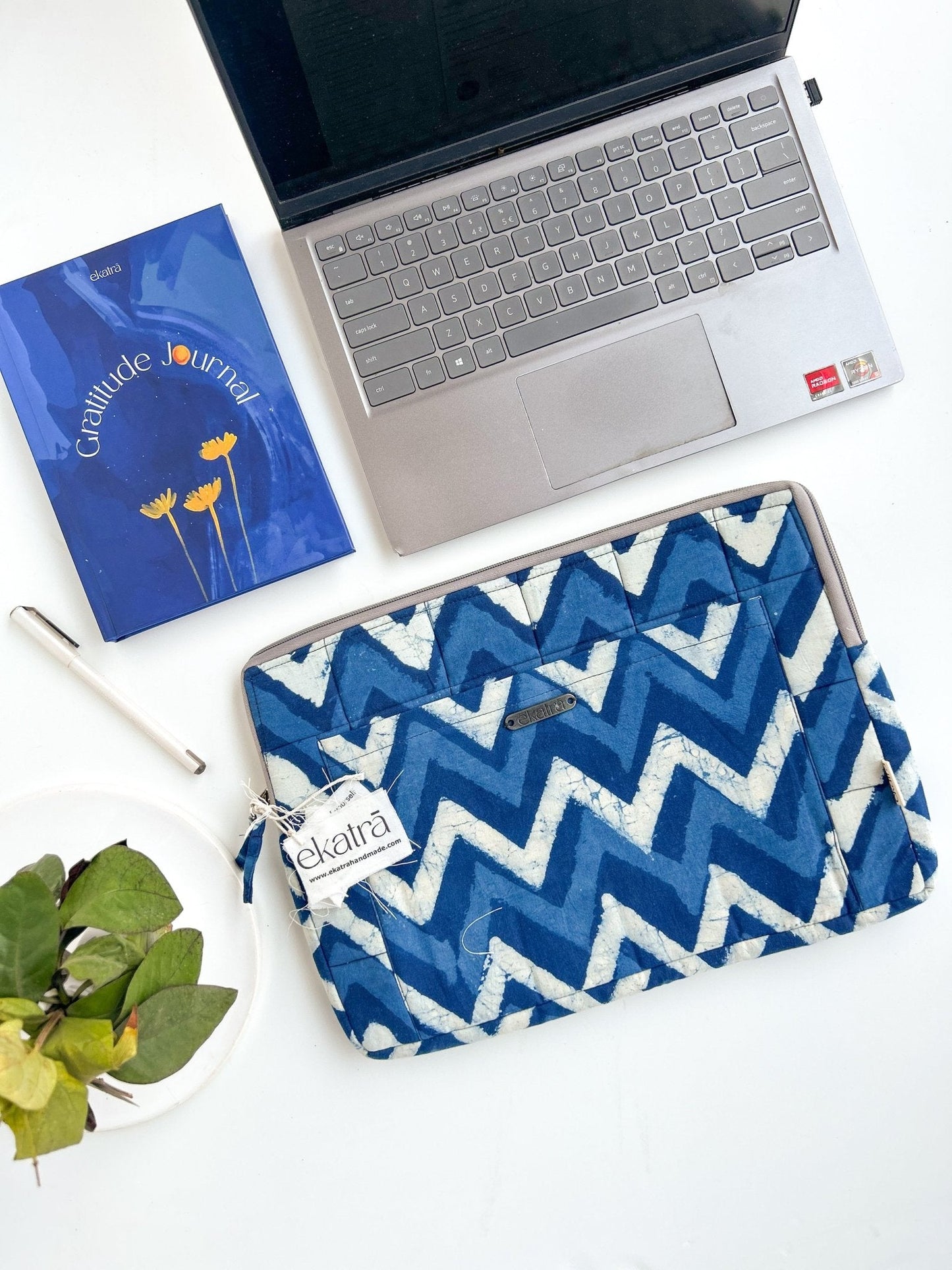 Hand-Dyed Cotton Laptop Sleeve Padded - 18 Prints, 3 Sizes