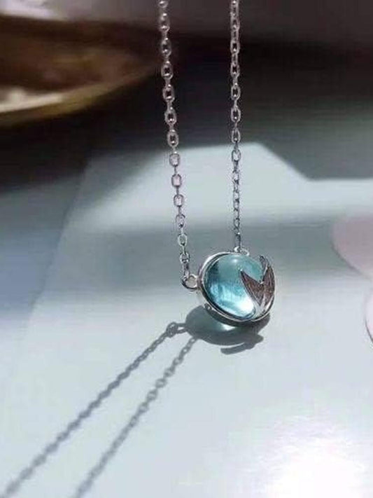 Silver-toned Necklace – Fashion Jewellery – Blue Resin Leaf Pendant