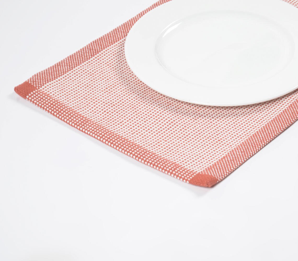 Handgemaakte ingelijste pastelkatoenen placemat