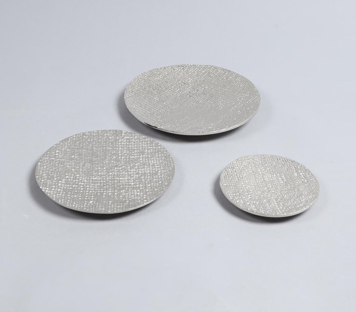 Sand Cast Aluminium Round Textured Candle Plates (Set of 3)